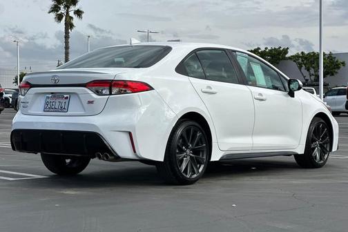 2025 Toyota Corolla SE