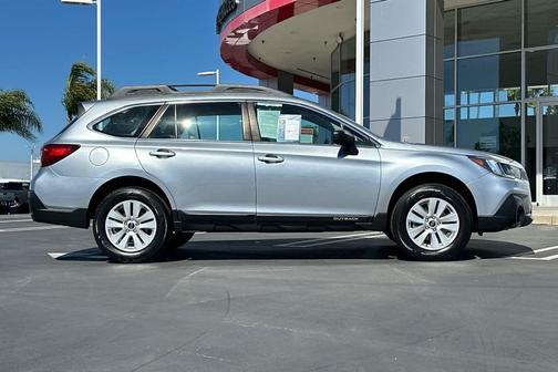 2018 Subaru Outback 2.5i