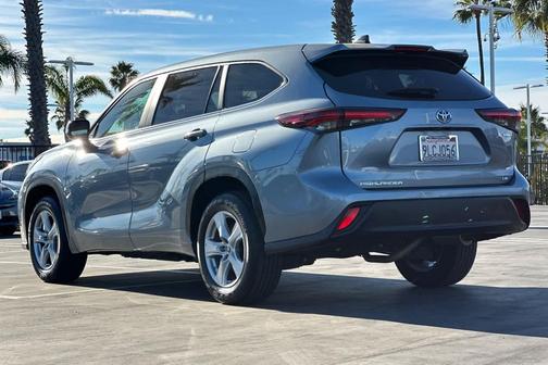 2024 Toyota Highlander Hybrid LE