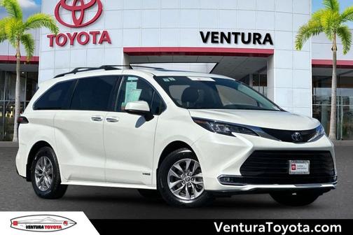 2021 Toyota Sienna XLE 8 Passenger
