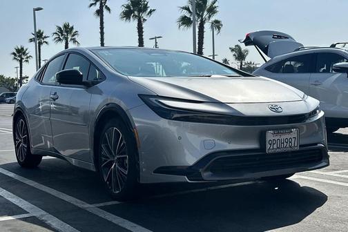 2024 Toyota Prius XLE