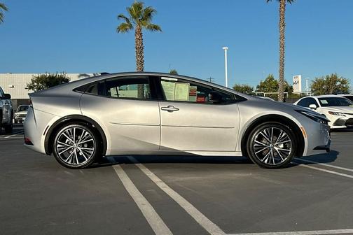 2024 Toyota Prius XLE