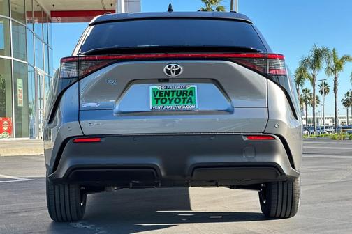 2026 Toyota bZ XLE Plus
