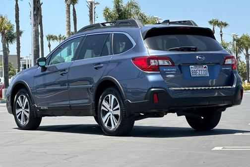 Twilight Blue Metallic 2018 Subaru Outback 2.5i Limited