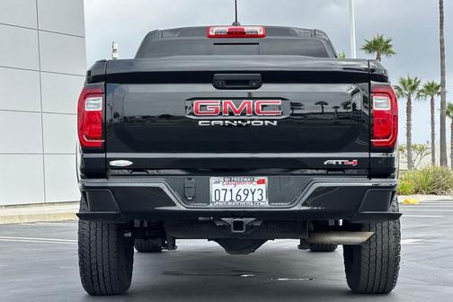 2023 GMC Canyon AT4