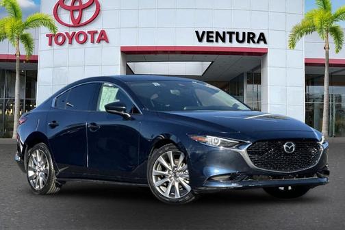 2022 Mazda Mazda3 FWD w/Premium Package