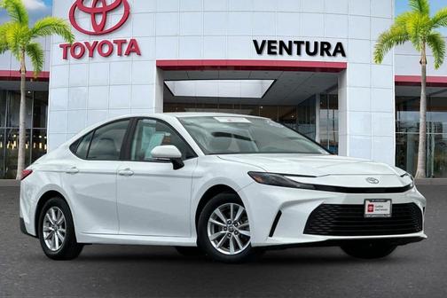 Ice Cap 2025 Toyota Camry LE