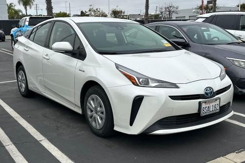 Blizzard Pearl 2020 Toyota Prius L