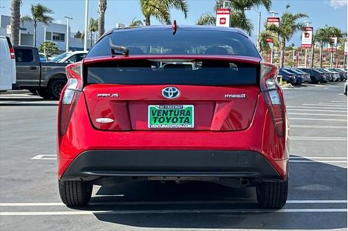 2016 Toyota Prius Three