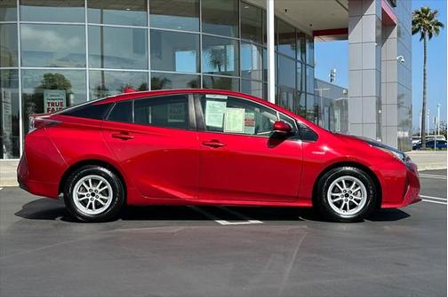 2016 Toyota Prius Three