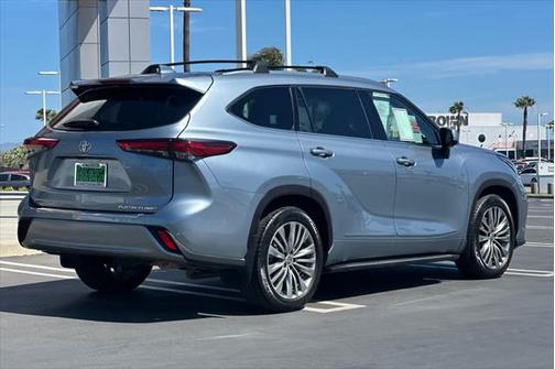 2020 Toyota Highlander Platinum