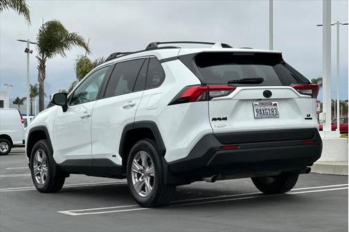 2022 Toyota RAV4 Hybrid LE