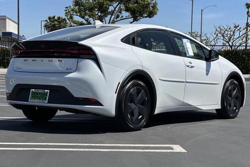 Wind Chill Pearl 2023 Toyota Prius LE