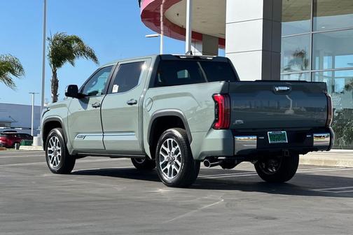 2025 Toyota Tundra Hybrid 1794 Edition