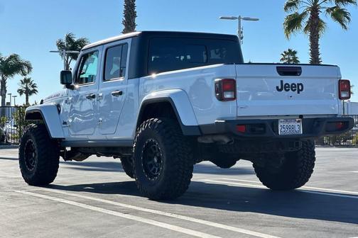 2022 Jeep Gladiator Altitude 4x4