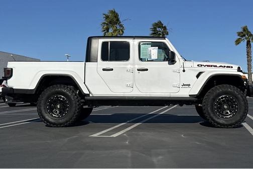 2022 Jeep Gladiator Altitude 4x4