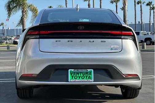 2025 Toyota Prius LE