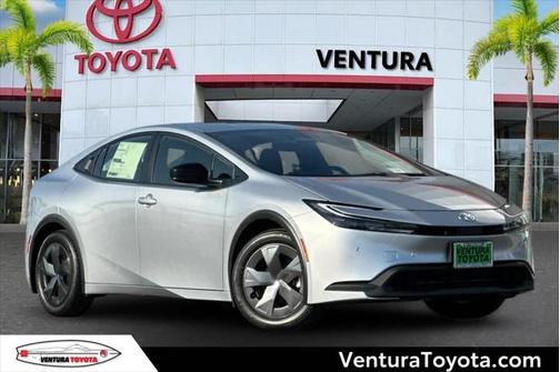 2025 Toyota Prius LE