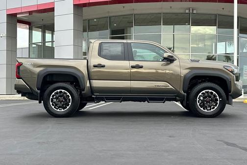 2025 Toyota Tacoma TRD Off Road
