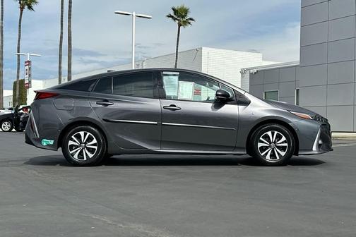 2017 Toyota Prius Prime Advanced