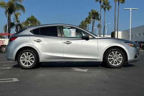2017 Mazda Mazda3 Sport