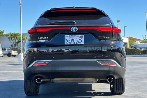 2023 Toyota Venza XLE