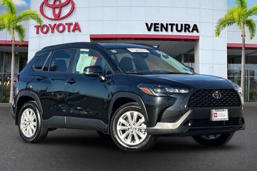 2024 Toyota Corolla Cross LE
