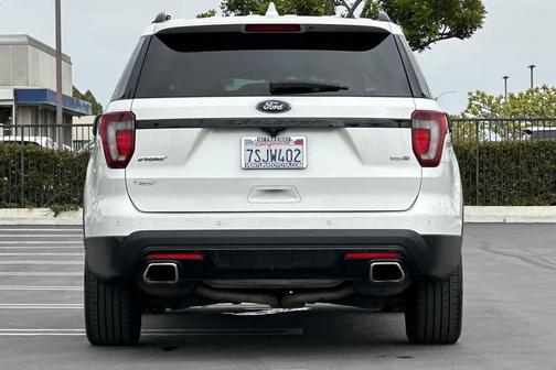 White Platinum Metallic Tri-Coat 2016 Ford Explorer Sport