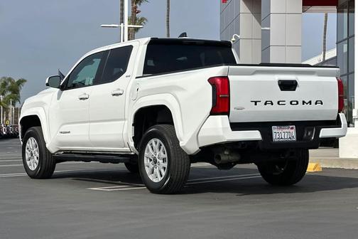 2025 Toyota Tacoma SR5