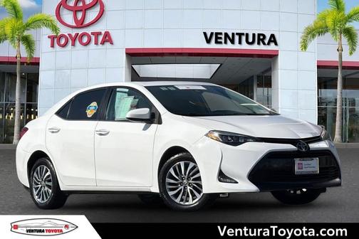 Super White 2017 Toyota Corolla XLE