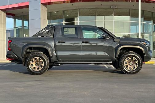 2026 Toyota Tacoma Hybrid Trailhunter