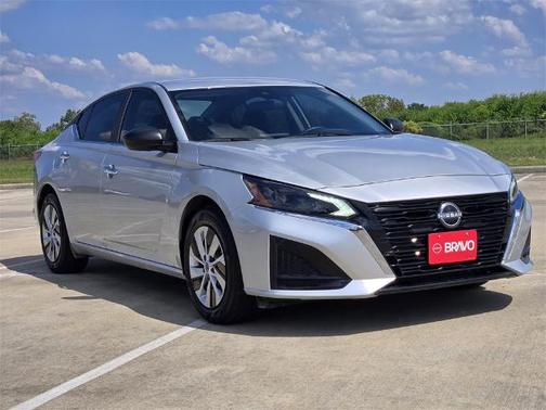 2025 Nissan Altima S