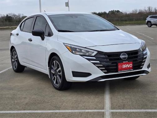 2025 Nissan Versa 1.6 S