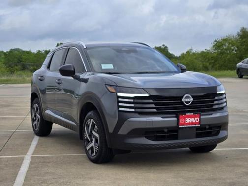 Gun Metallic 2026 Nissan Kicks SV