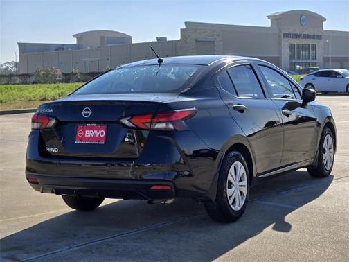 2025 Nissan Versa 1.6 S