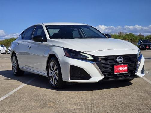 2025 Nissan Altima S
