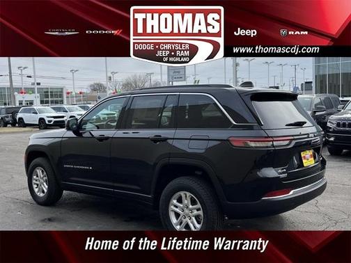 2025 Jeep Grand Cherokee Laredo