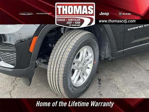 2025 Jeep Grand Cherokee Laredo