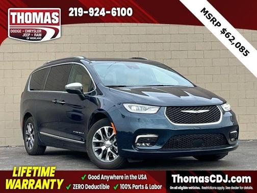 2023 Chrysler Pacifica Hybrid Pinnacle