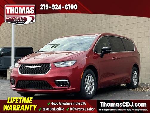 2026 Chrysler Pacifica Select