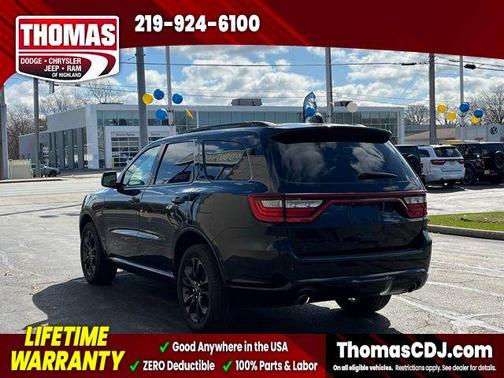 DB Black Crystal Clearcoat 2024 Dodge Durango GT