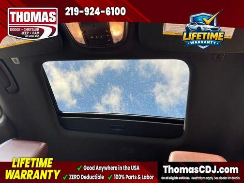 DB Black Crystal Clearcoat 2024 Dodge Durango GT