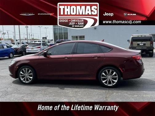 2016 Chrysler 200 S