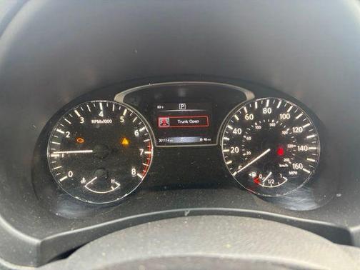 Black 2018 Nissan Altima 2.5 SR