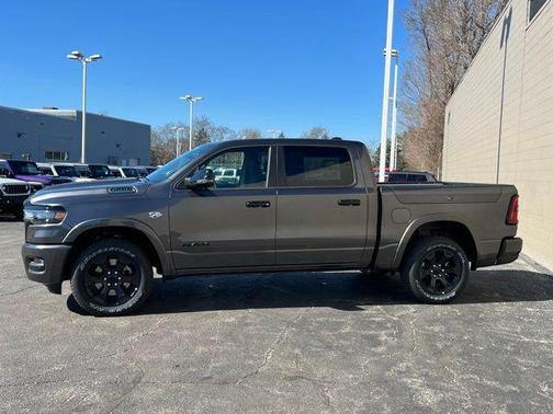 Granite Crystal Clearcoat Metallic 2026 RAM 1500 Big Horn/Lone Star