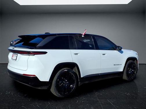 Bright White Clearcoat 2024 Jeep Wagoneer S Launch Edition