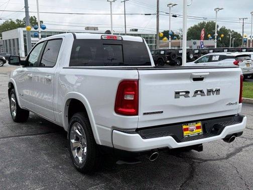 Bright White Clearcoat 2026 RAM 1500 Big Horn/Lone Star