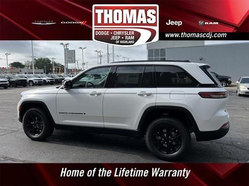 2025 Jeep Grand Cherokee Laredo