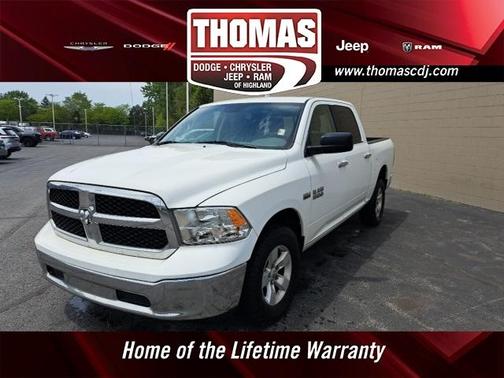 2017 RAM 1500 SLT