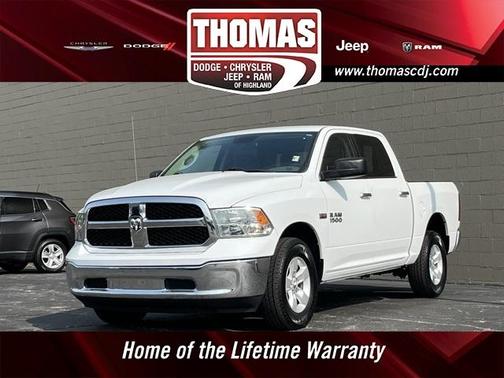2017 RAM 1500 SLT